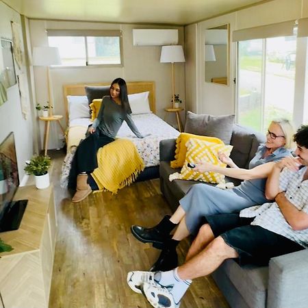 Mornington Peninsula Retro Caravans ライ エクステリア 写真