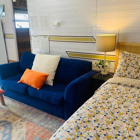 Mornington Peninsula Retro Caravans ライ エクステリア 写真
