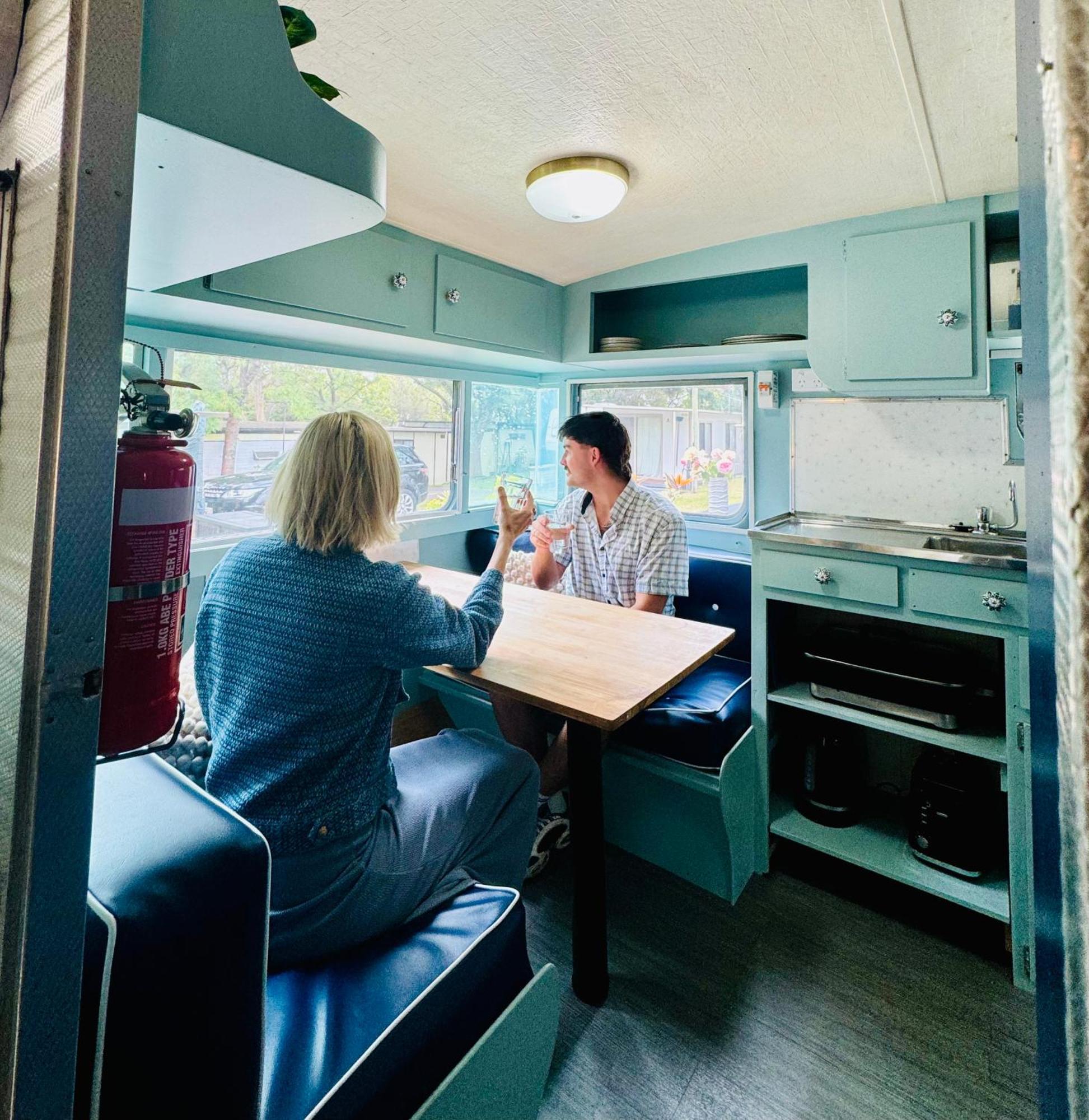 Mornington Peninsula Retro Caravans ライ エクステリア 写真
